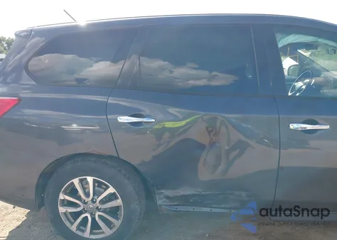 2013 Nissan Pathfinder S z USA, uszkodzony, nr VIN 5N1AR2MM5DC642474